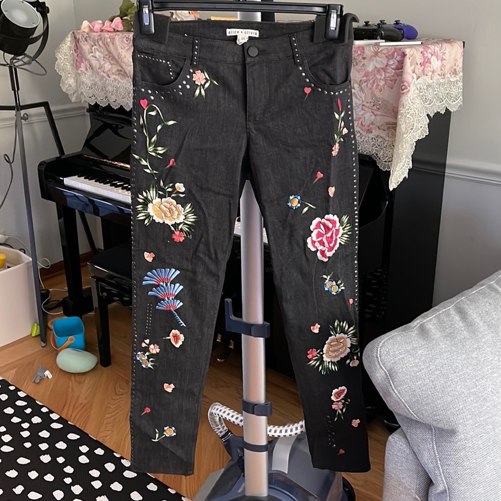 Alice Olivia Staight Jean